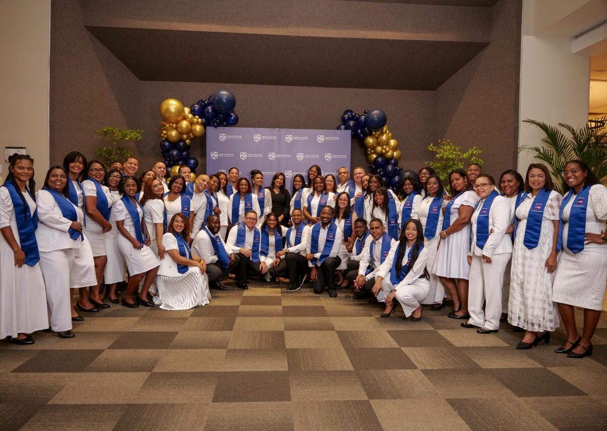 Instituto LHB gradúa la primera cohorte de la Maestría en Educación con Enfoque STEM en República Dominicana