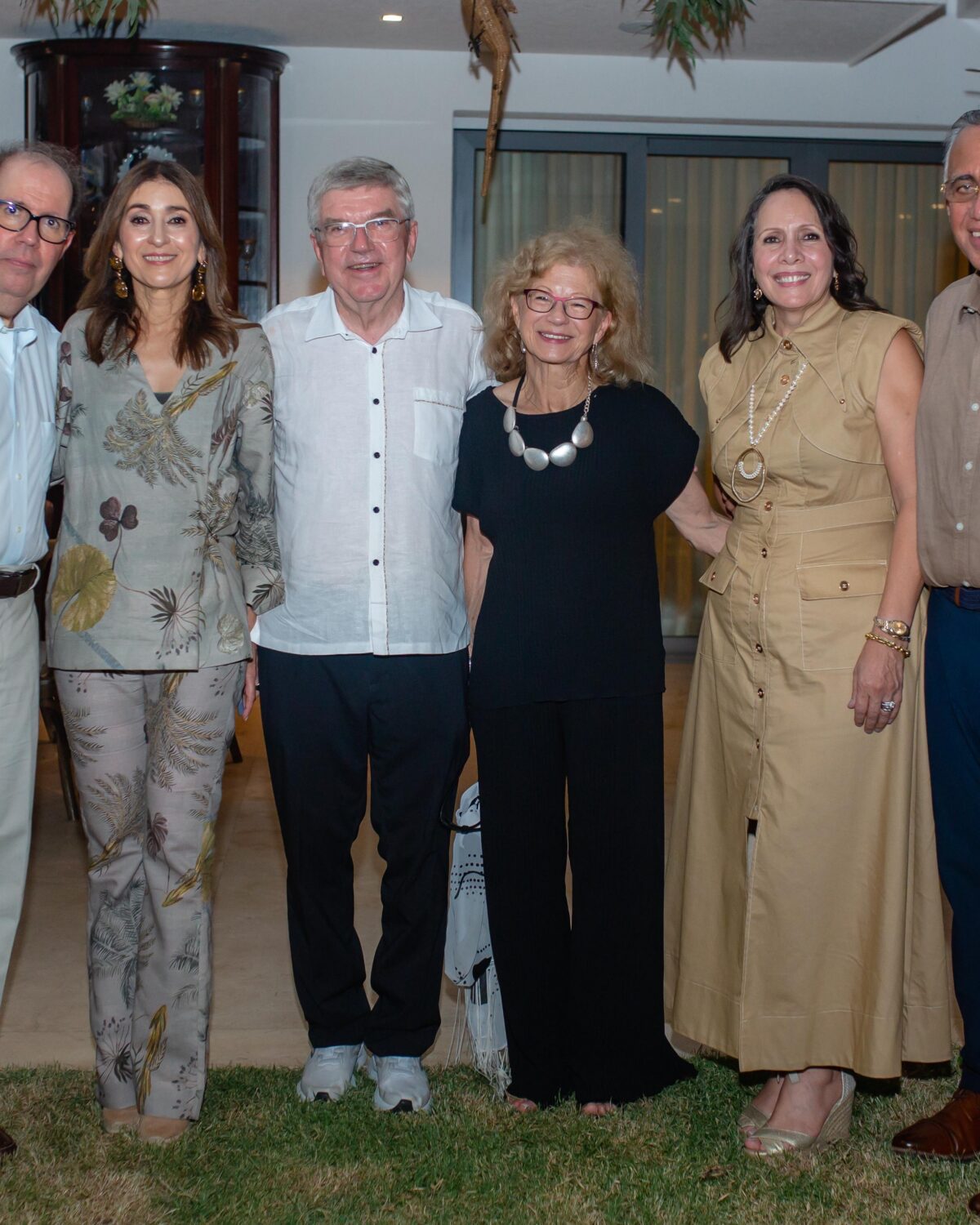 Felipe Vicini y CRESO ofrecen recepción en honor a miembros del Comité Olímpico Internacional 