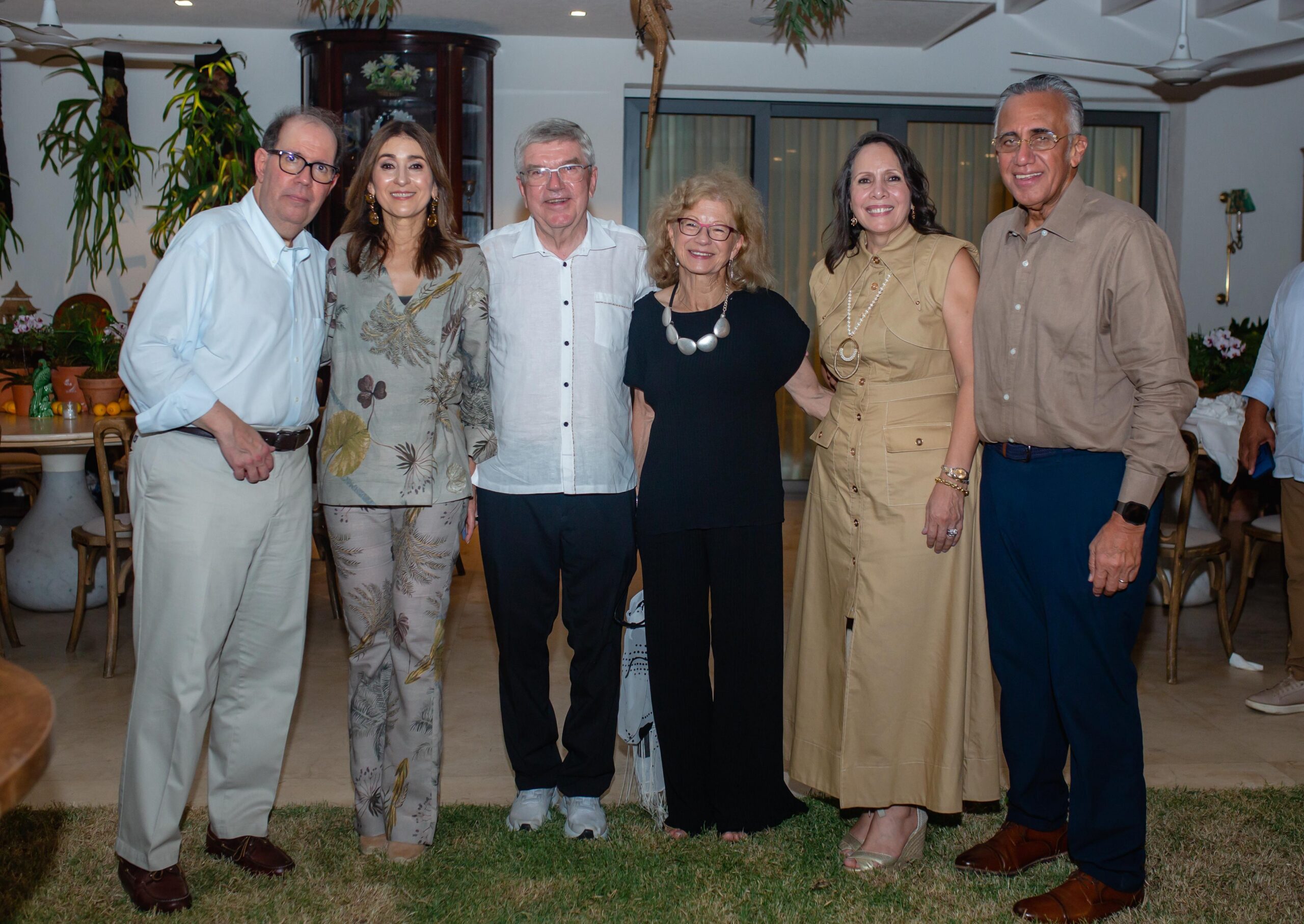 Felipe Vicini y CRESO ofrecen recepción en honor a miembros del Comité Olímpico Internacional 