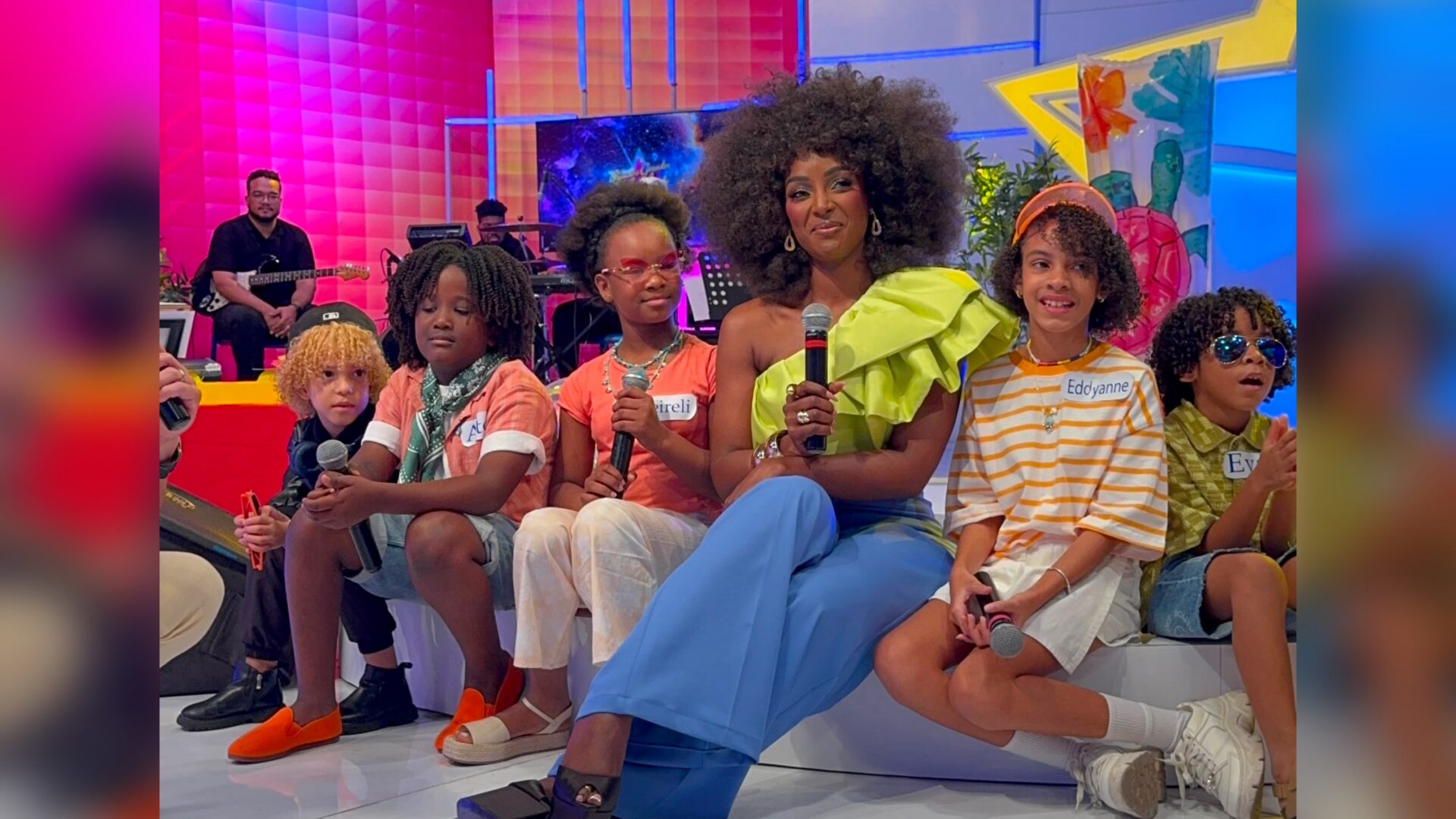 Amara La Negra inspira a los niños de PGT con una historia de esfuerzo y superación