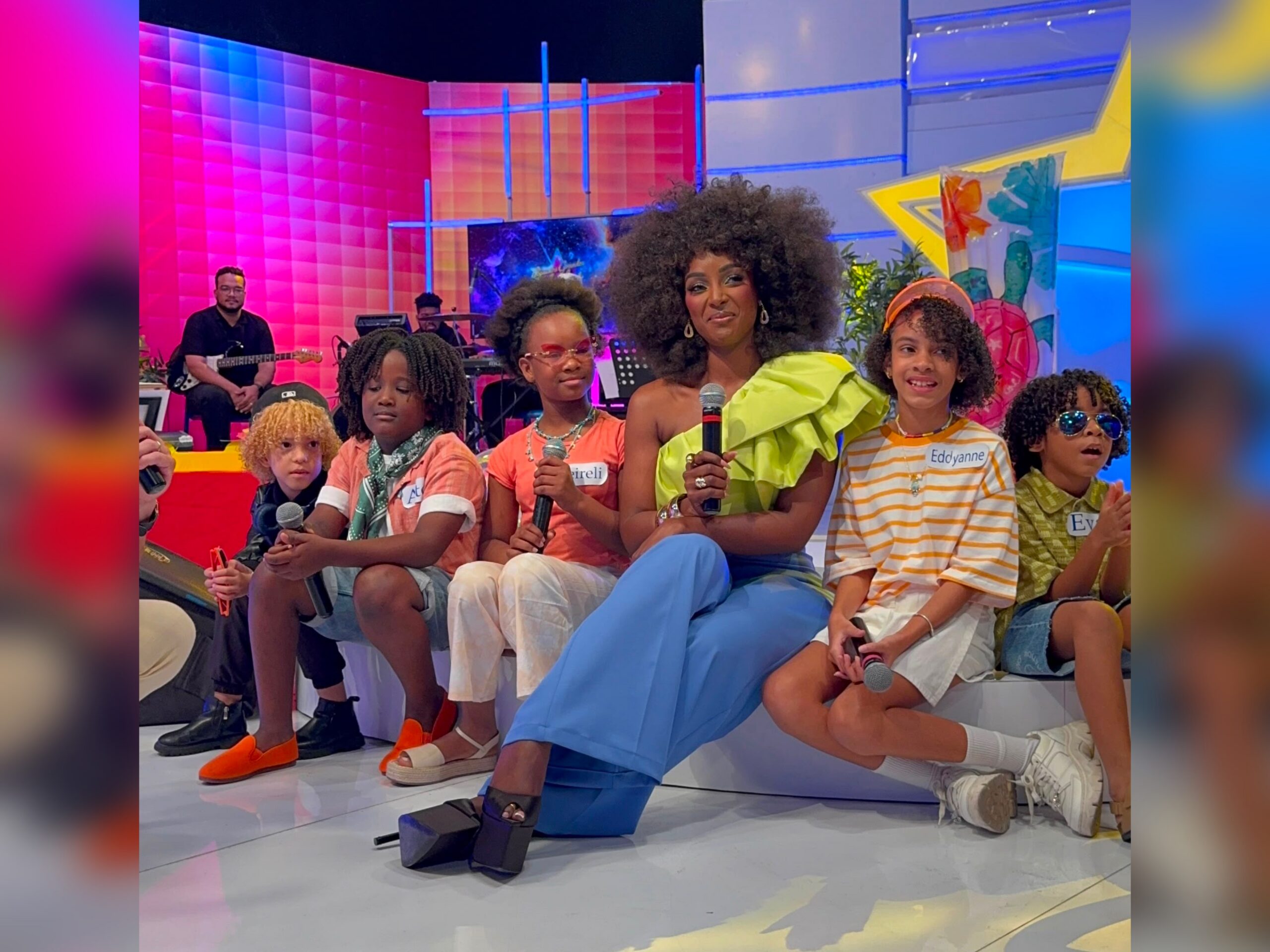 Amara La Negra inspira a los niños de PGT con una historia de esfuerzo y superación