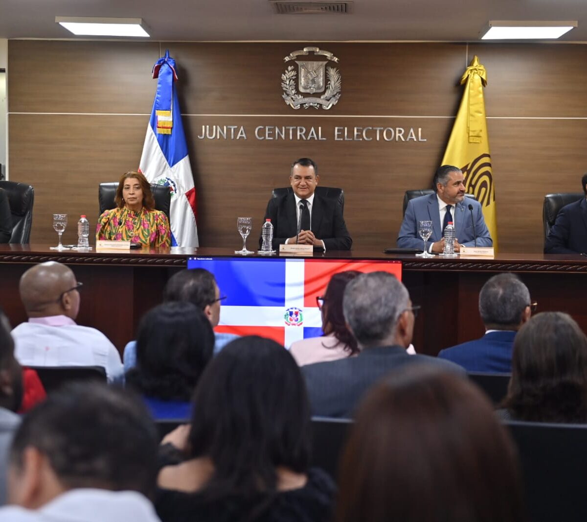 JCE elimina restricción del mes de cumpleaños para renovar la nueva cédula