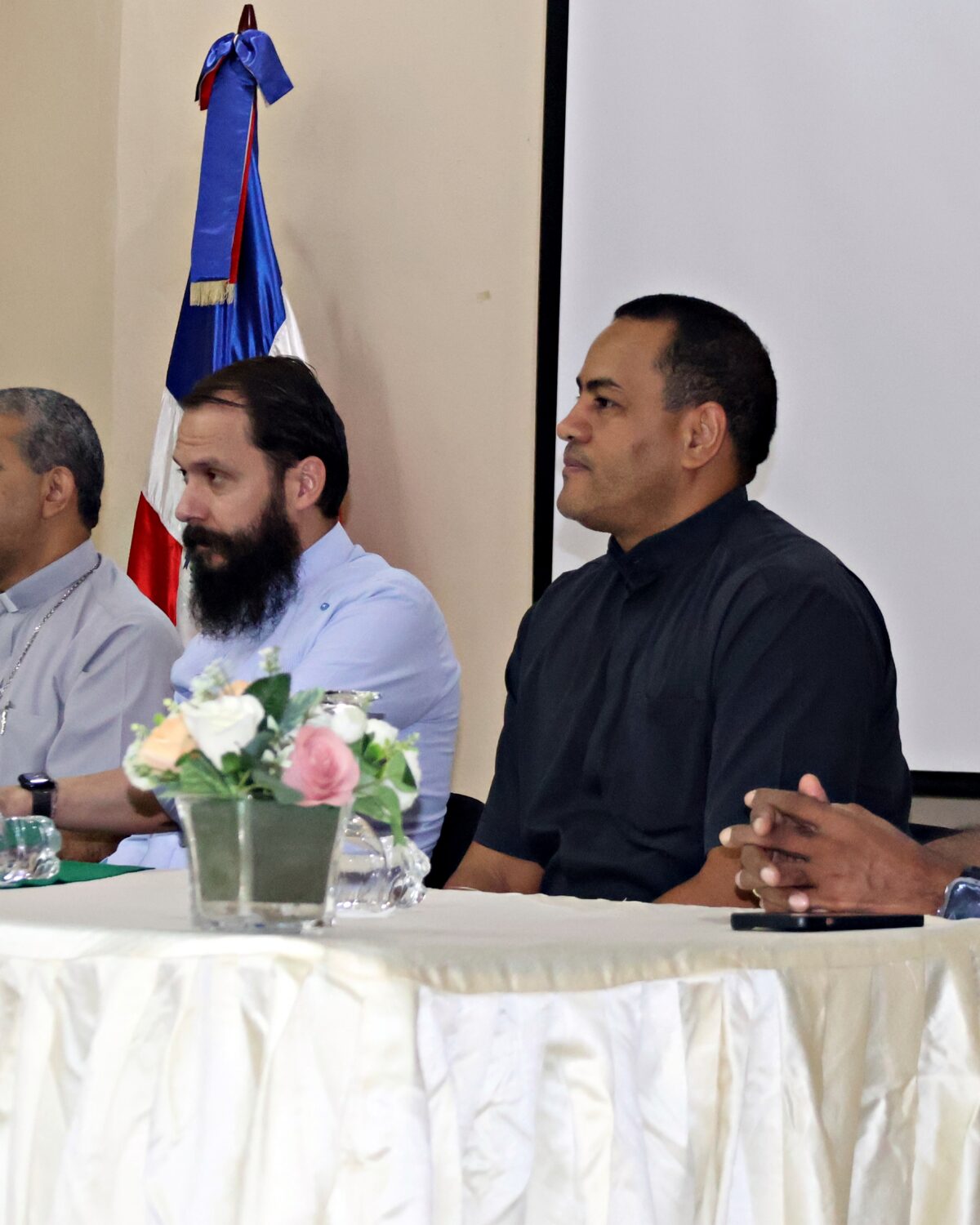 Arquidiócesis de Santo Domingo y UCSD fortalecen formación de futuros diáconos permanentes