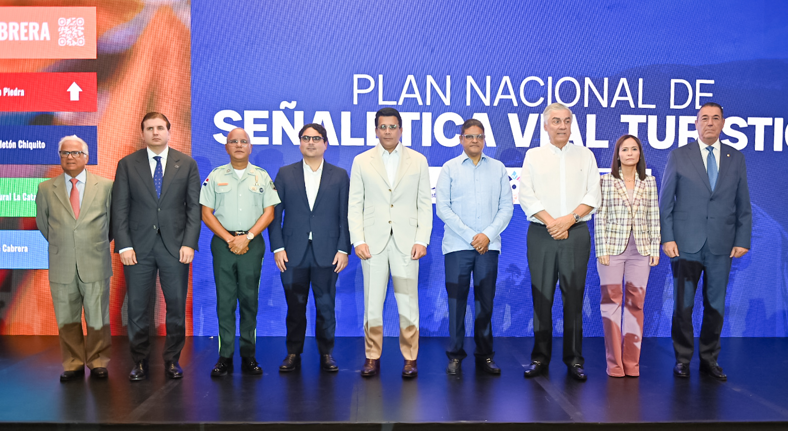Turismo y RD Vial lanzan plan nacional para modernizar la señalética turística