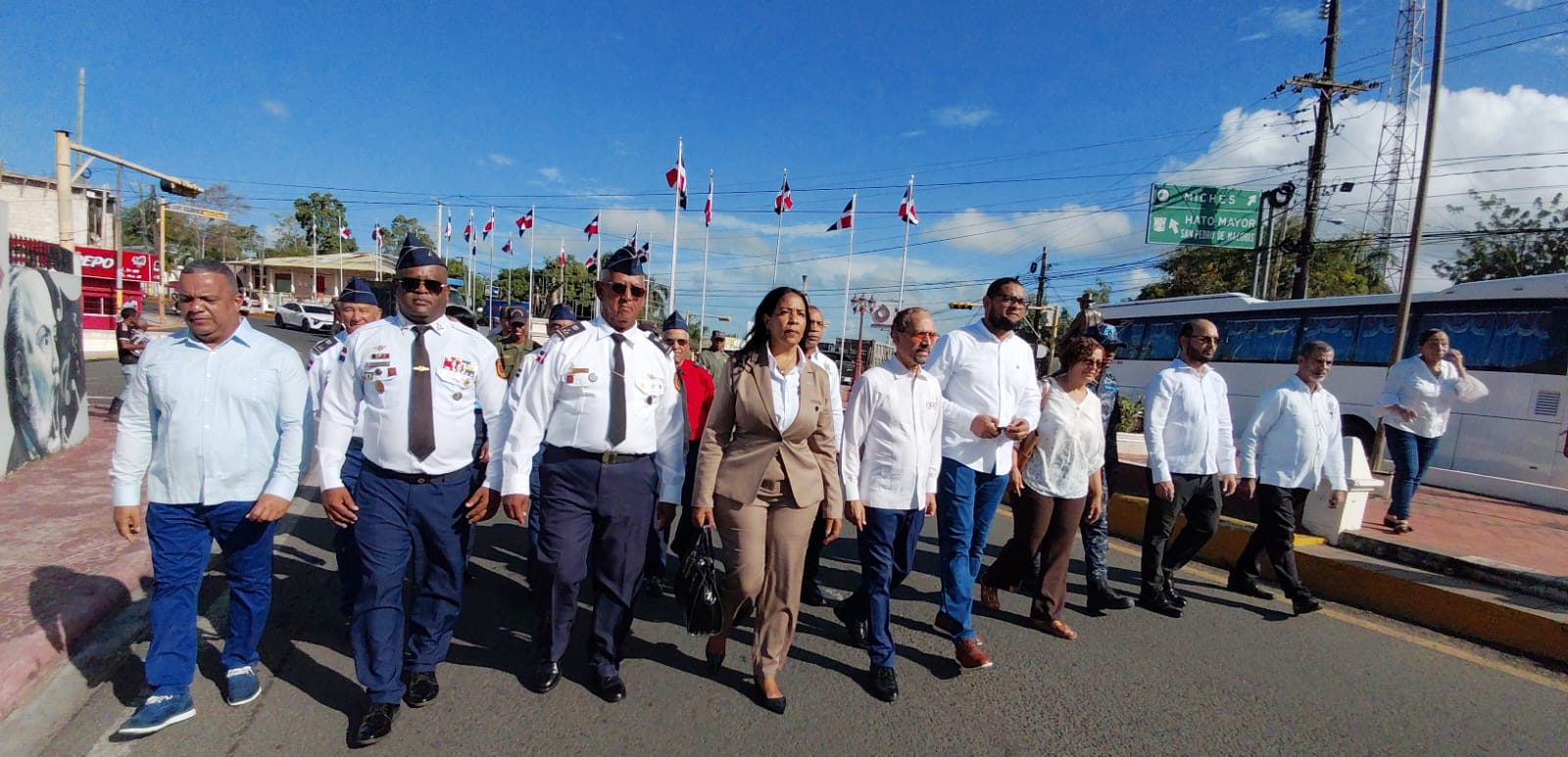 Efemérides Patrias y Ayuntamiento de El Seibo rinden homenaje a los héroes de la Restauración