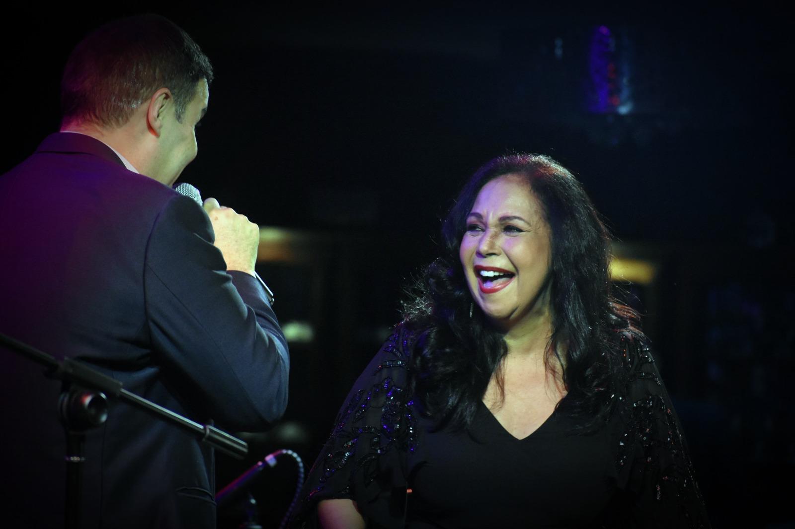 Frank Ceara y Adalgisa Pantaleón llevan “Íntimo” a Santiago con dos noches de música y emoción