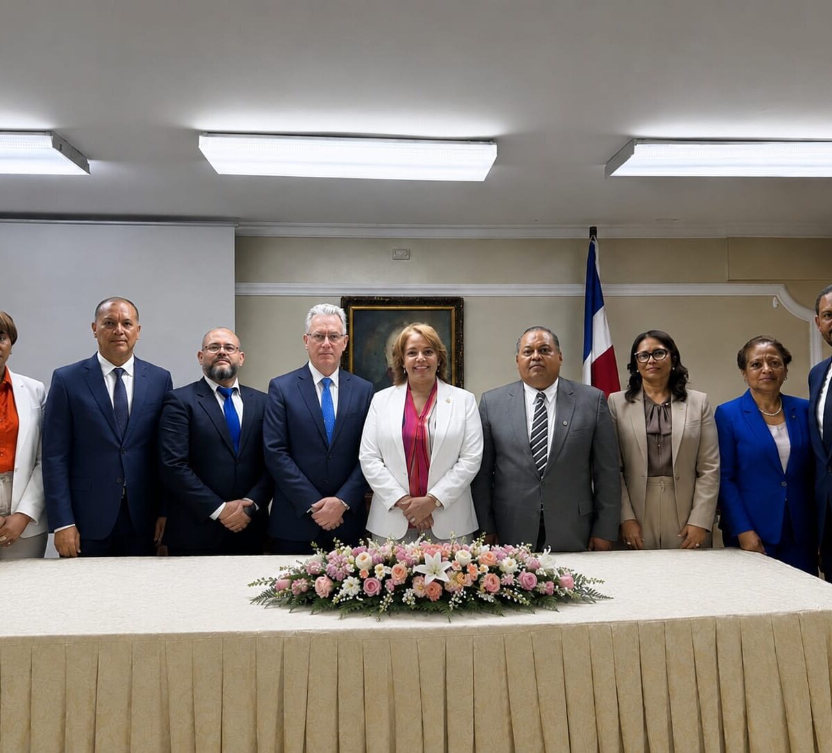 Abogada América García formaliza candidatura a la presidencia del Colegio Dominicano de Notarios
