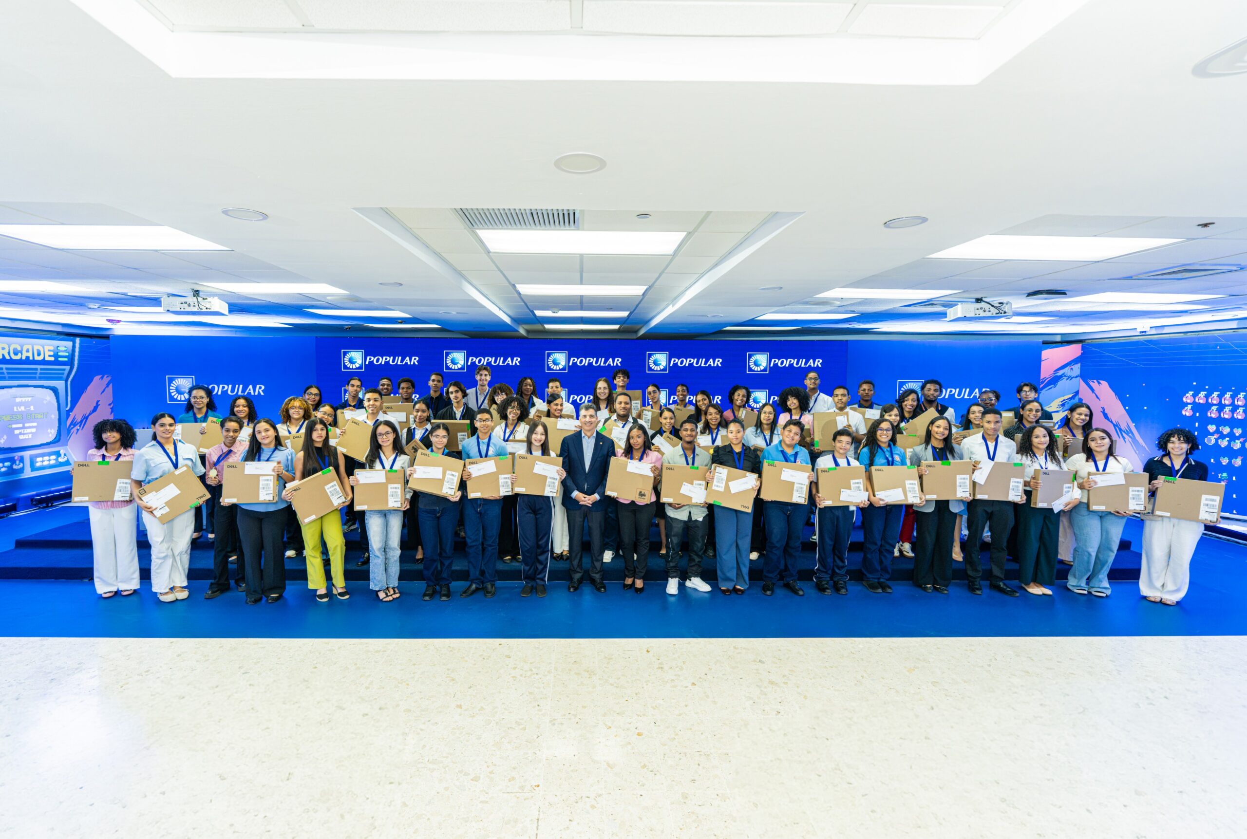 Banco Popular otorga 61 nuevas becas y eleva a 694 su comunidad de estudiantes y egresados