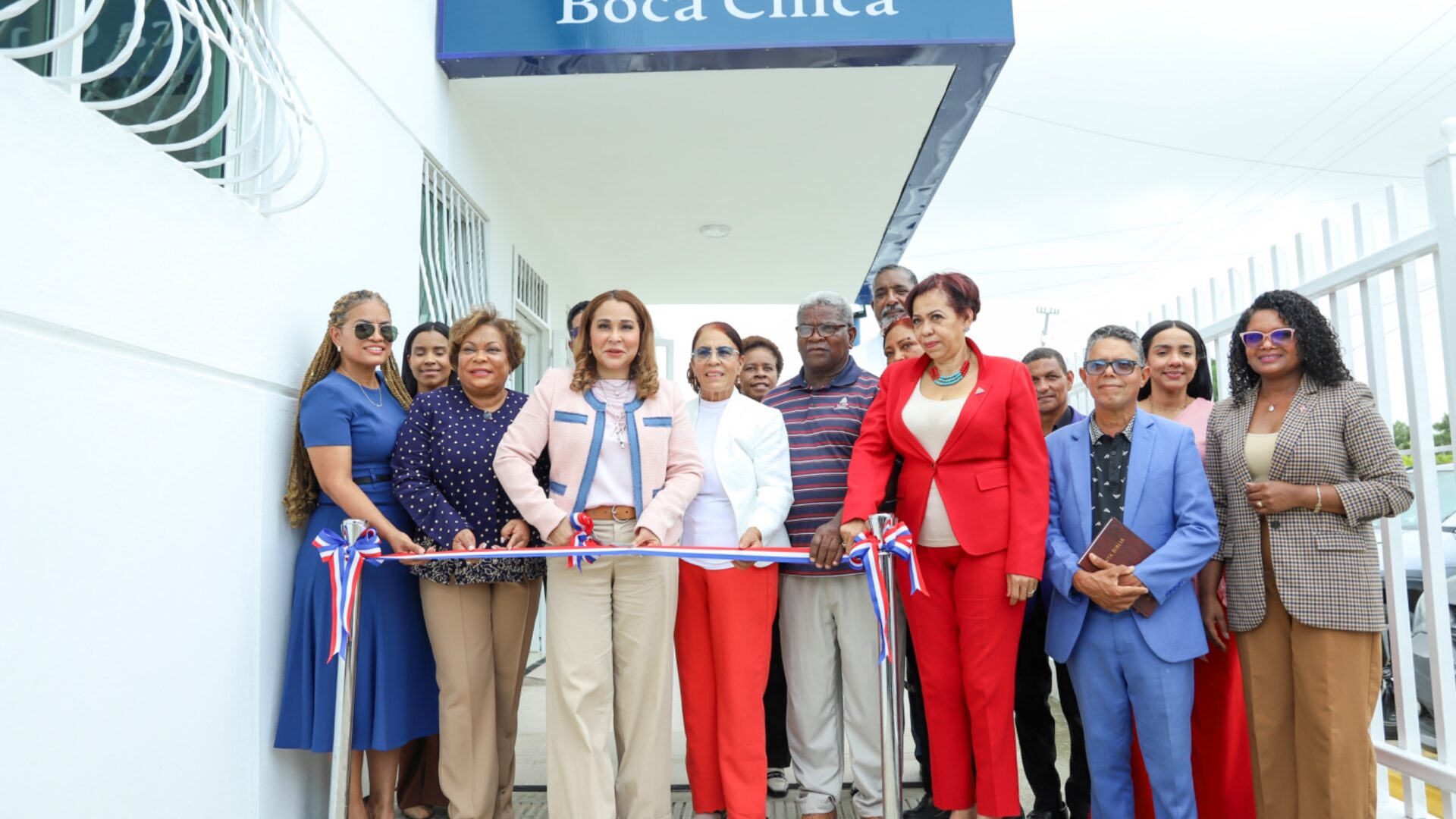 Supérate acerca sus servicios a Boca Chica con nueva oficina de atención a familias beneficiarias