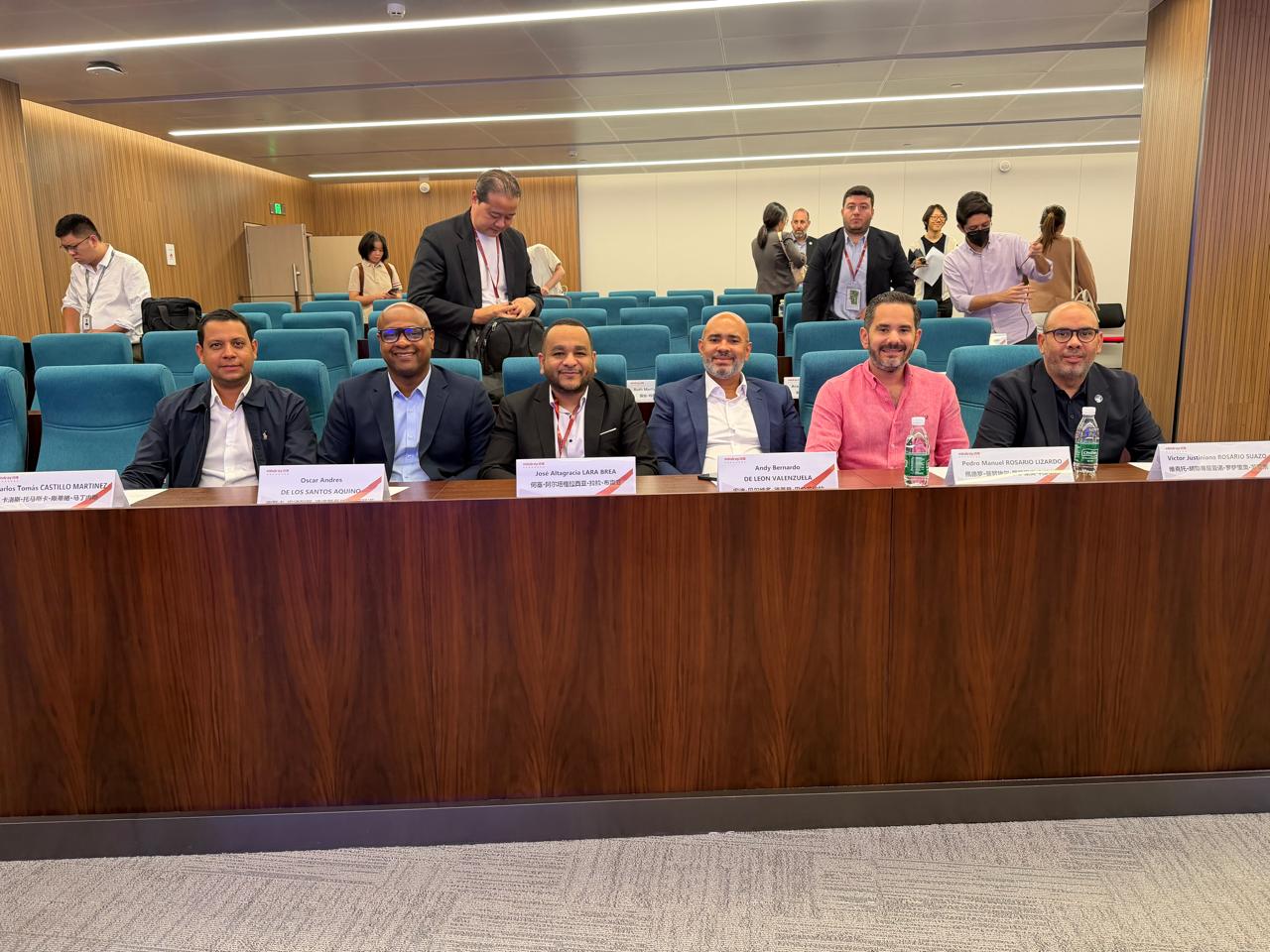 Director del Ney Arias Lora apuesta por la inteligencia artificial para transformar la atención en salud