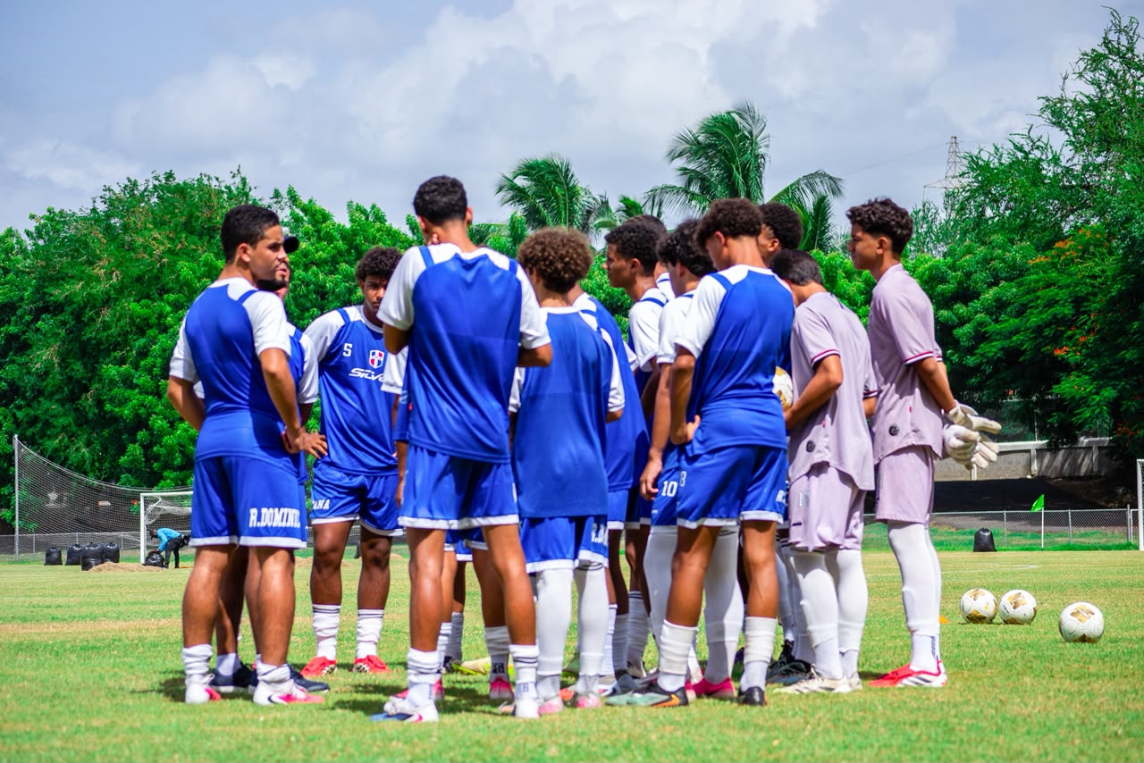 La Selección Dominicana Sub-14 a toda marcha para el CFU Challenge Series 2026