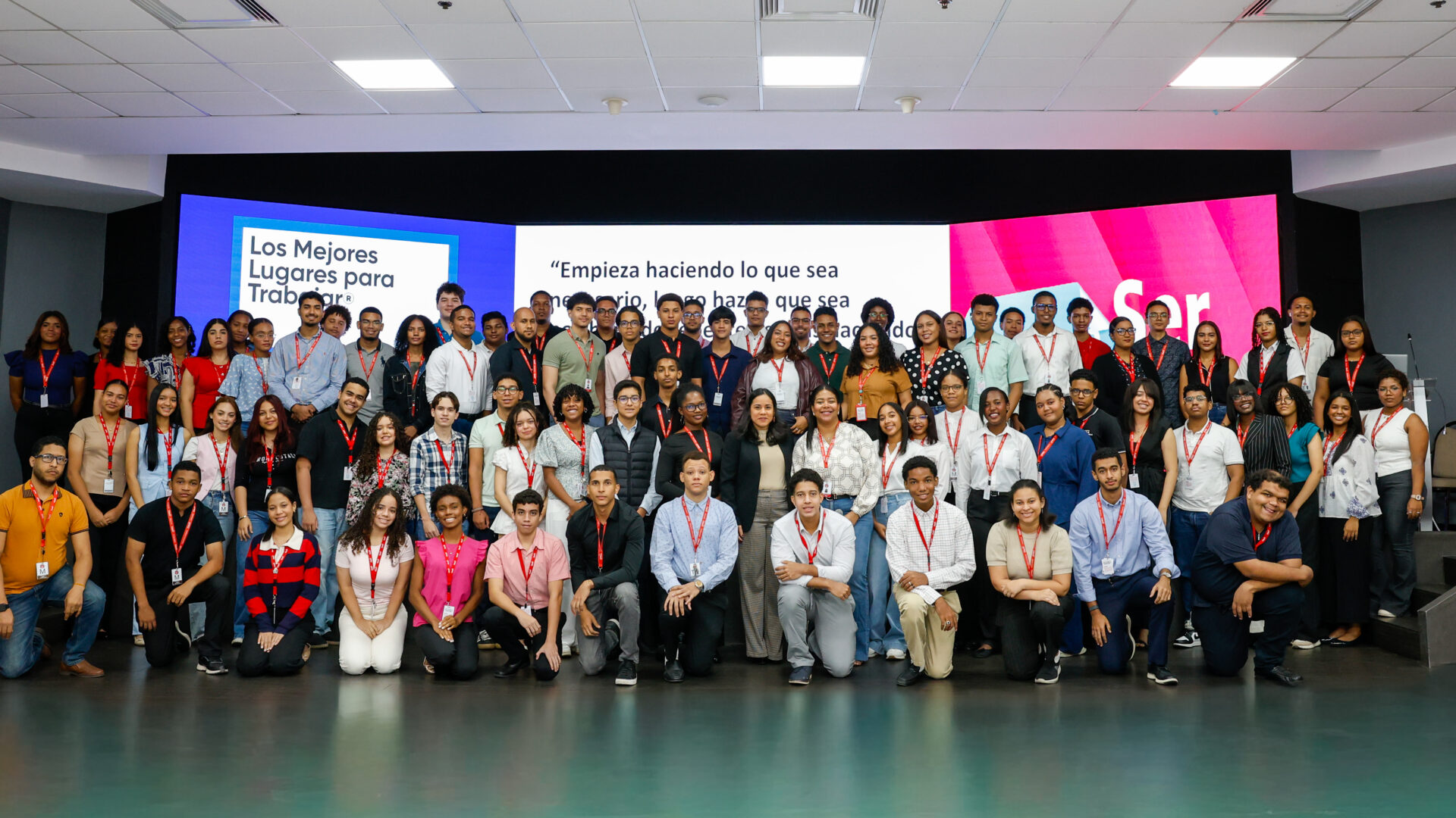 Claro Dominicana impulsa talento joven con nueva edición de pasantías