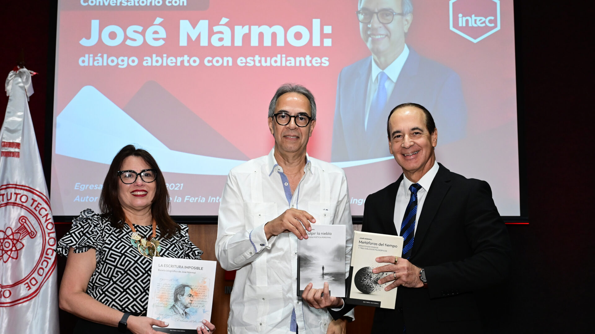 José Mármol llama desde INTEC a recuperar la lectura profunda frente a la inmediatez digital