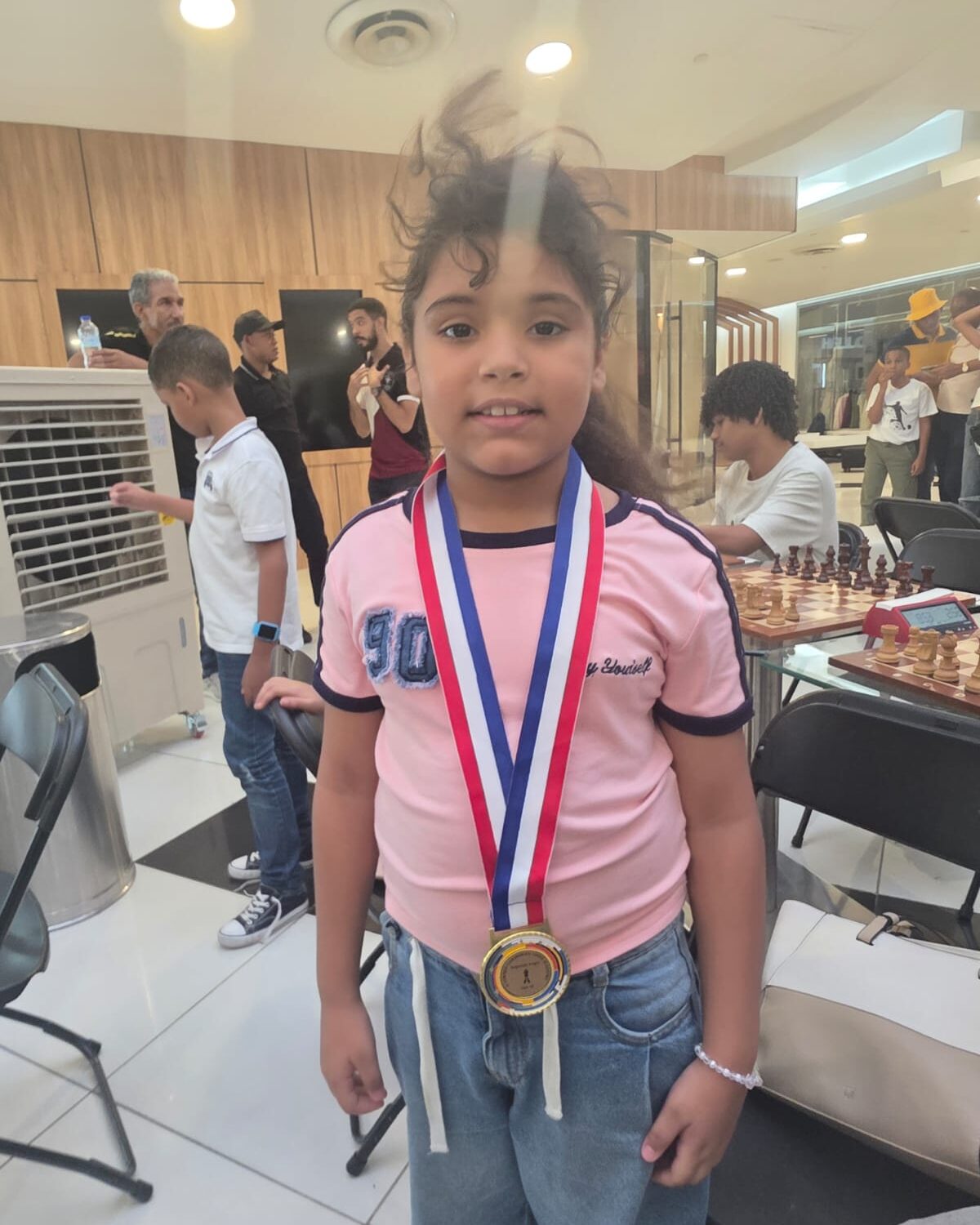 Asociación de Ajedrez de Santo Domingo Felicita a Esther Ramírez por ganar el 2do Lugar en la Categoría Sub-10 de la II Copa de Ajedrez Caribbean Chess Academy