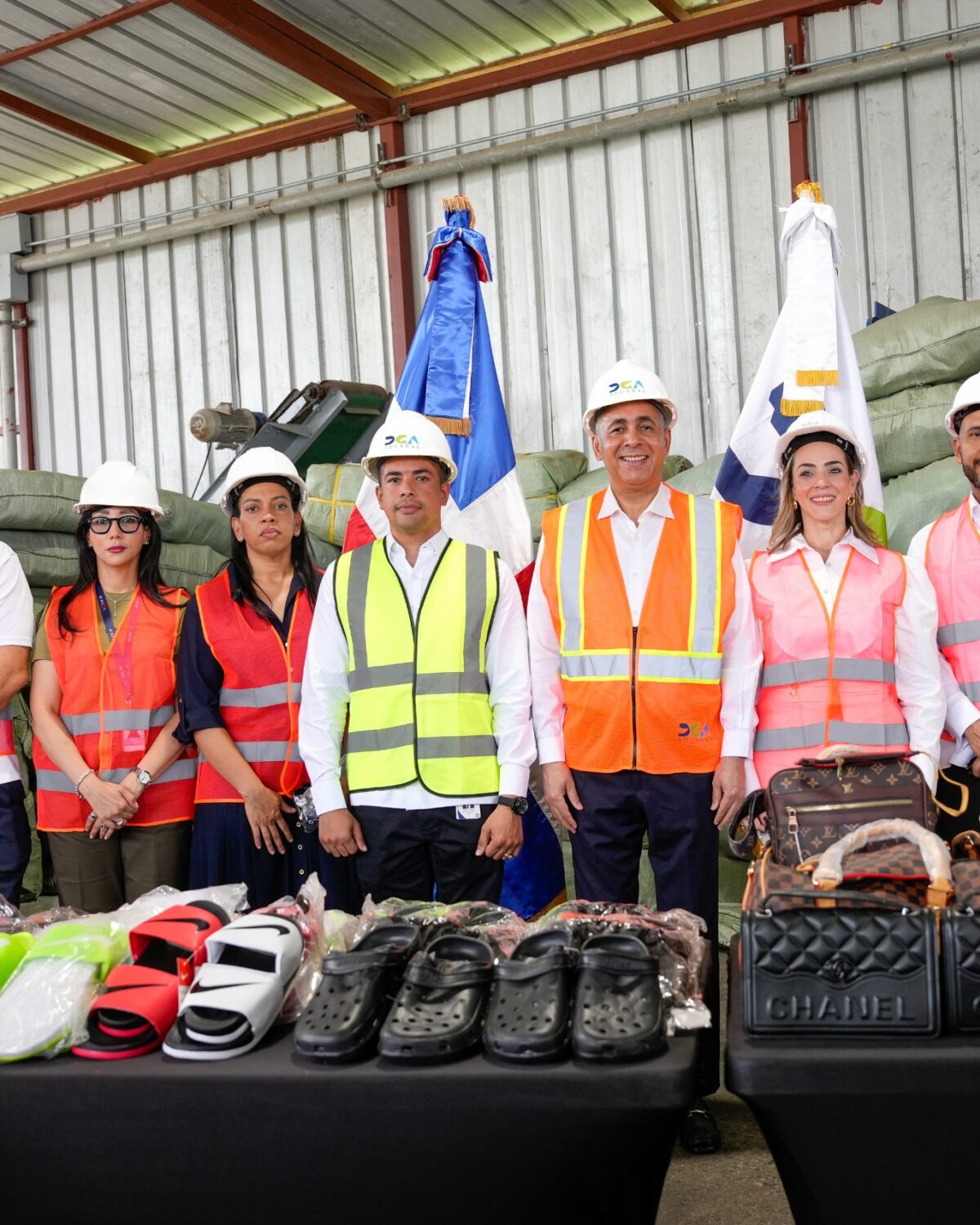 Más de 253 mil productos falsificados salen de circulación tras operativo de Aduanas
