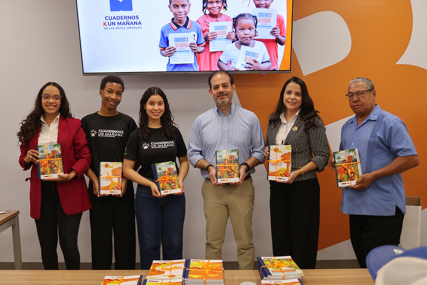 Bellón y Cuadernos X Un Mañana transforman cuadernos usados en nuevas oportunidades para la educación