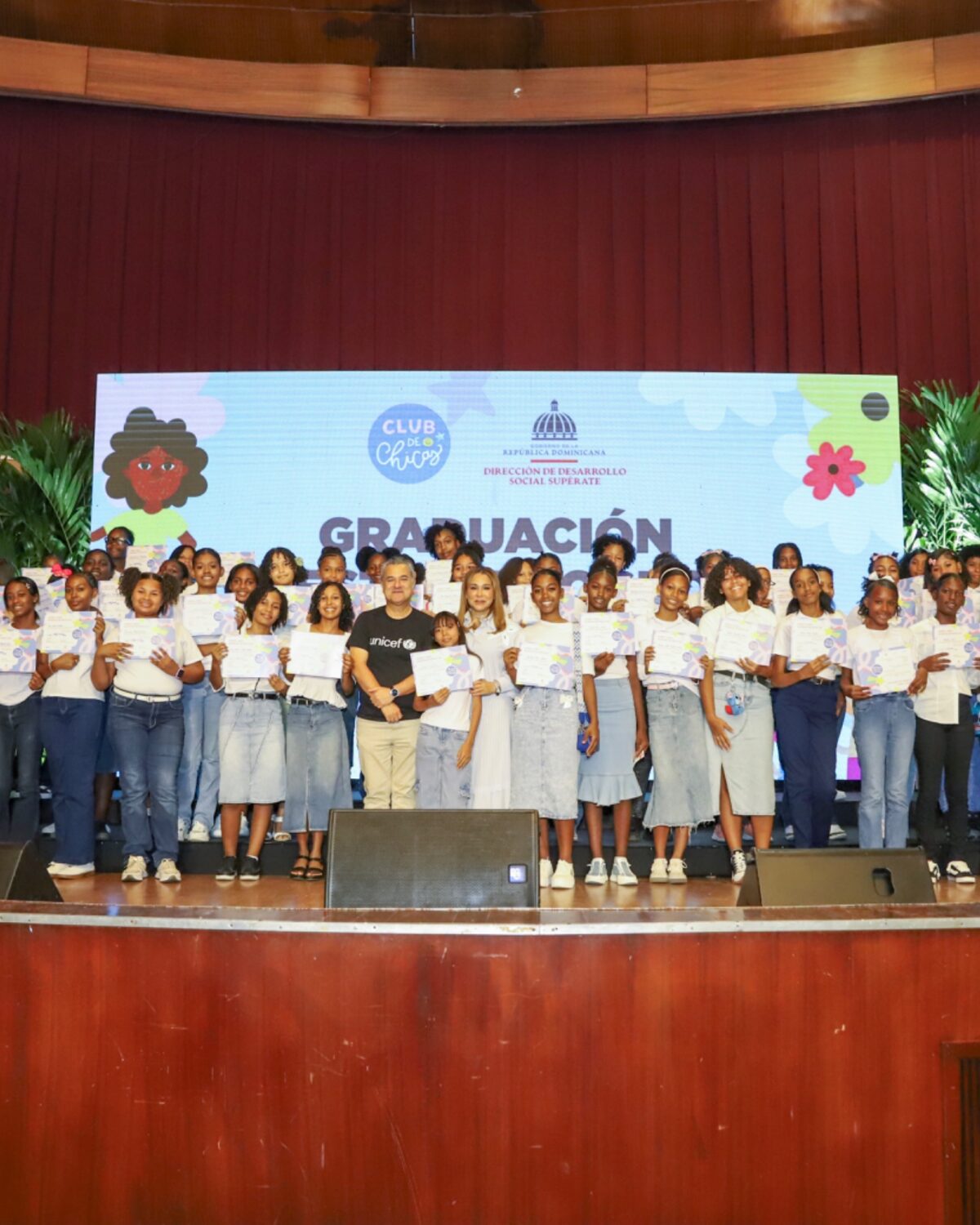 Más de 900 adolescentes fortalecen sus herramientas para construir su futuro