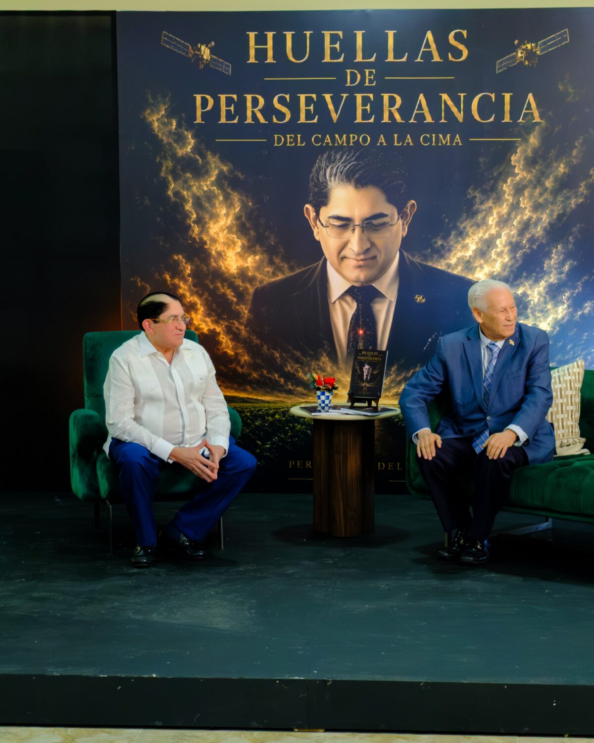 Del campo a la cima empresarial: Periandro Delgado publica su libro testimonial en la Biblioteca Nacional