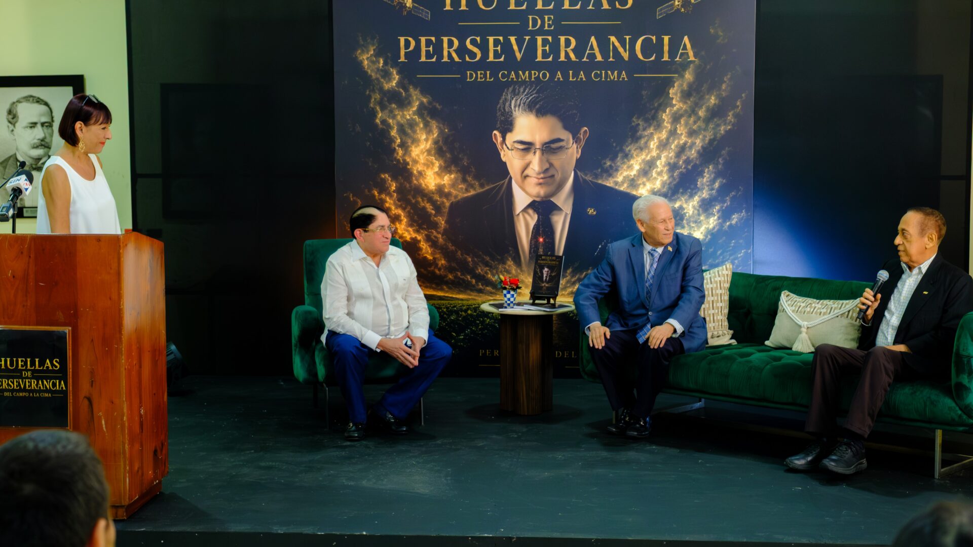 Del campo a la cima empresarial: Periandro Delgado publica su libro testimonial en la Biblioteca Nacional