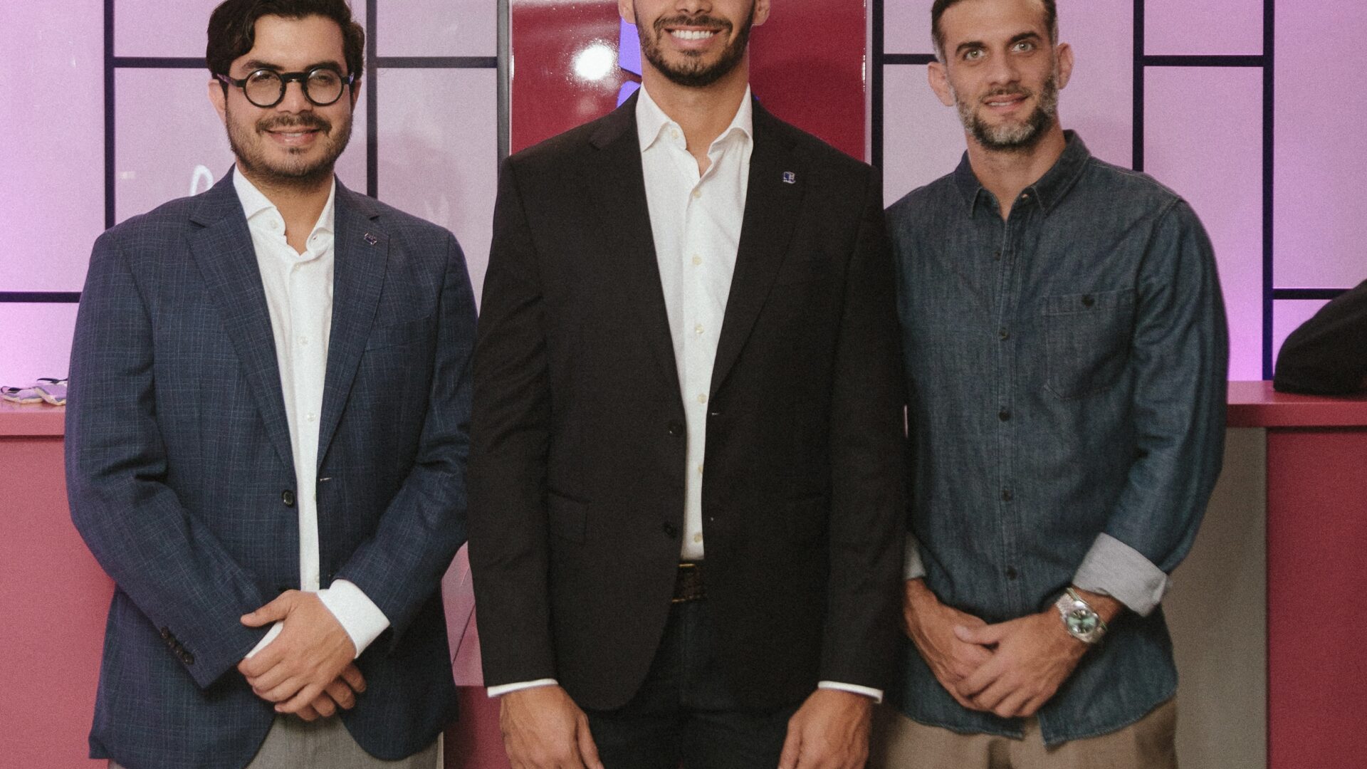 TUPAQ Courier abre en Piantini su sucursal número 27 e introduce la primera ‘Unboxing Zone’ del país