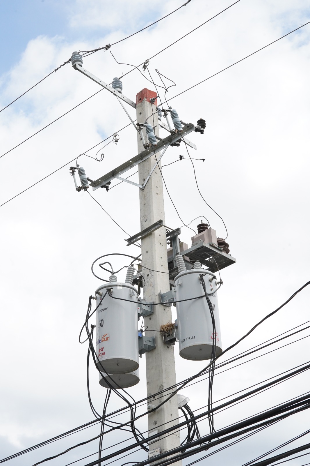 Edesur inicia extenso operativo de sustitución de transformadores de distribución en 10 demarcaciones