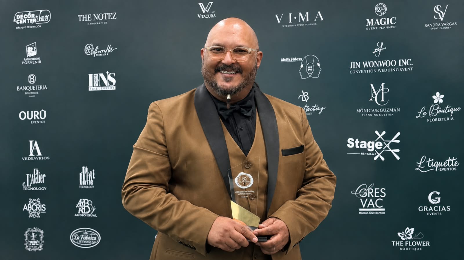 Leo Suberví conquista por tercer año consecutivo los Premios LAWA