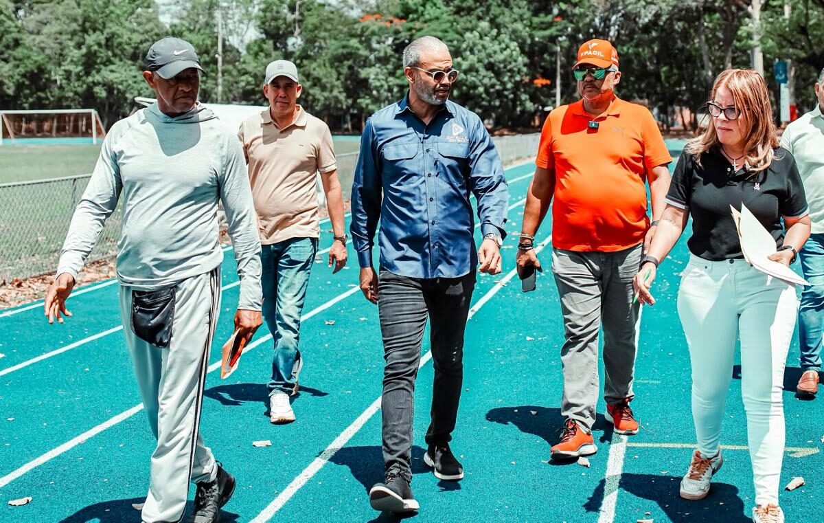 INEFI reabre la pista de atletismo de San Francisco de Macorís y la entrega al Voluntariado para garantizar su mantenimiento