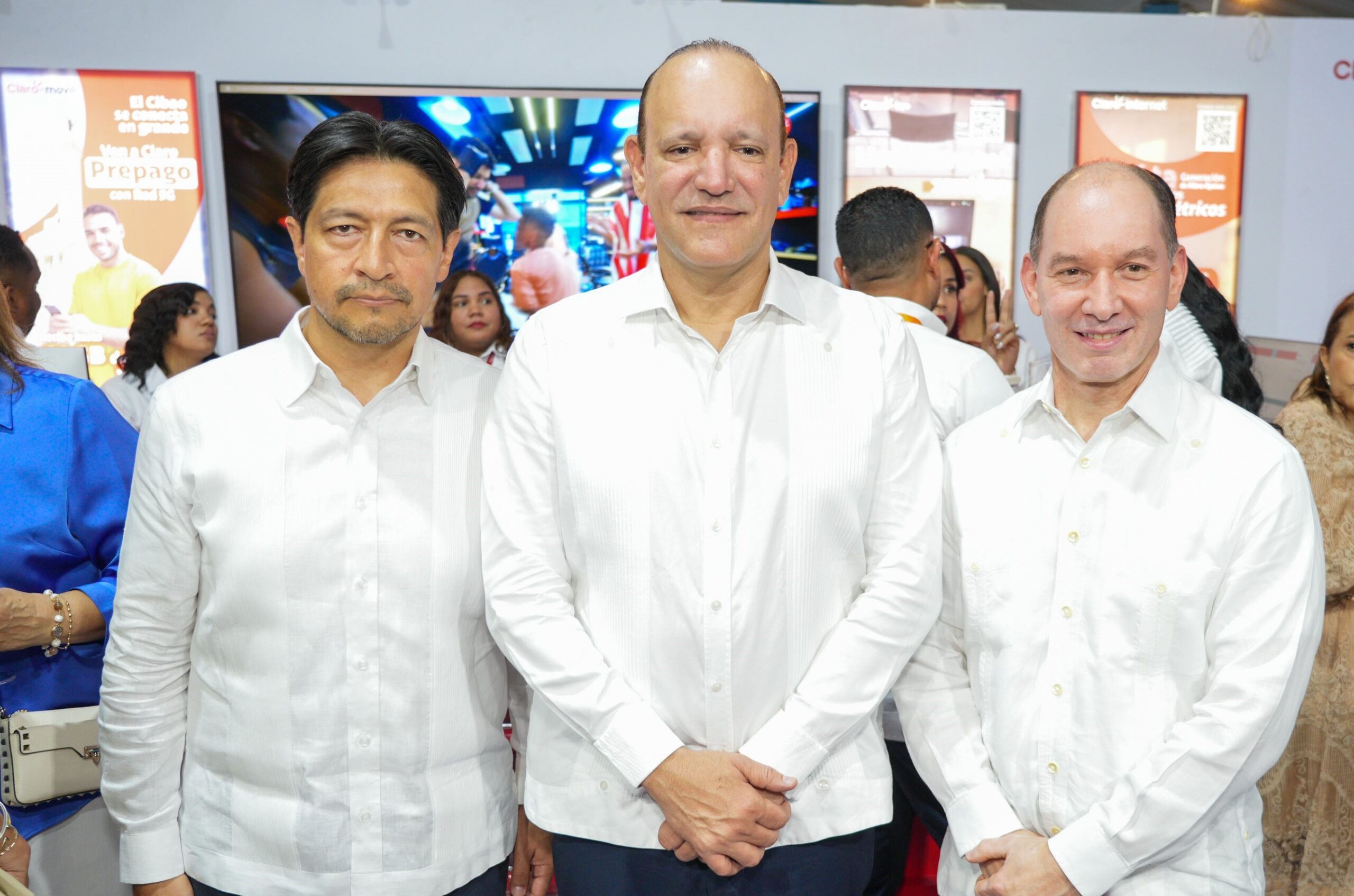 Claro lleva nuevas soluciones digitales a Expo Cibao 2026