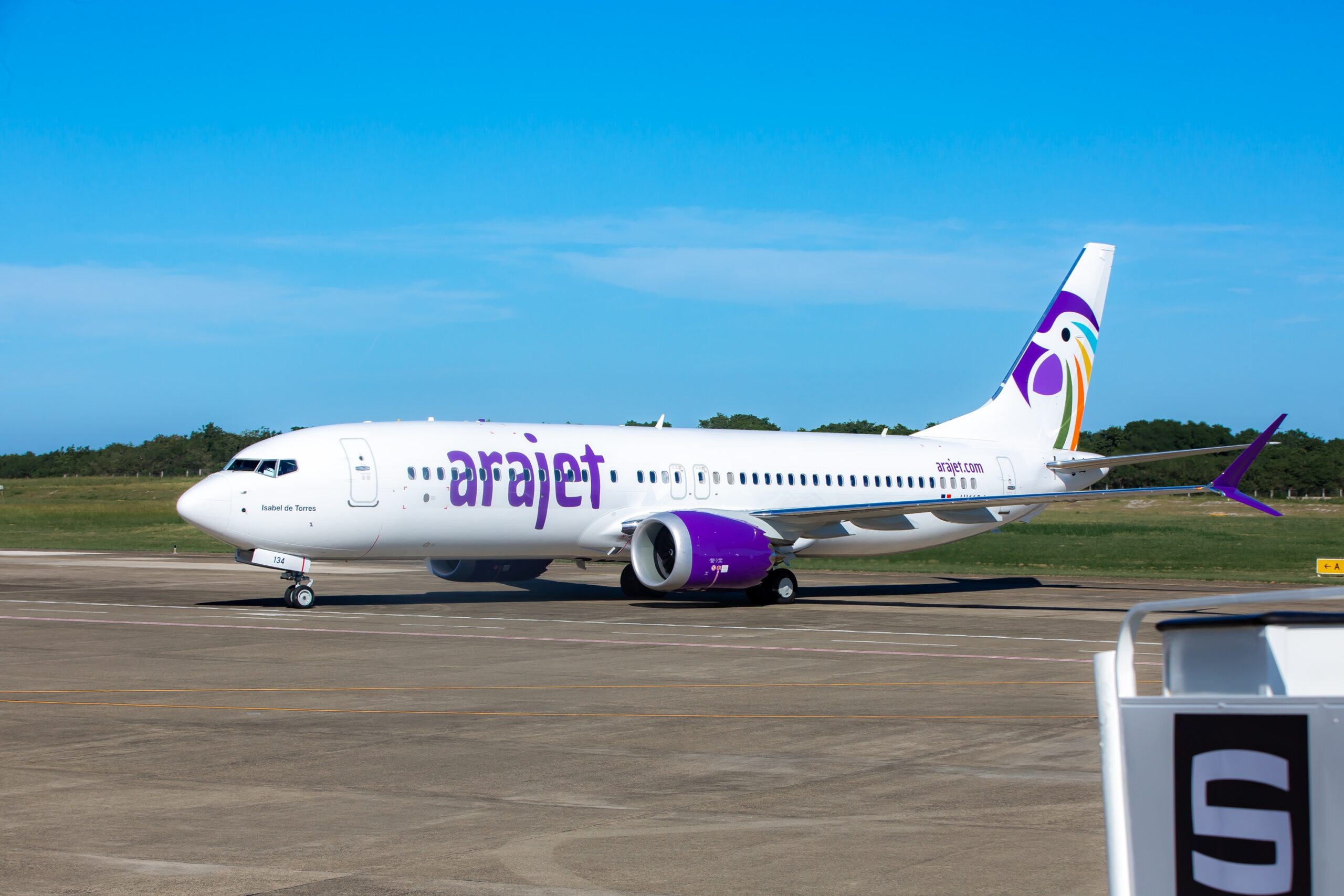 Arajet ofrece descuentos de hasta 50 % en vuelos internacionales