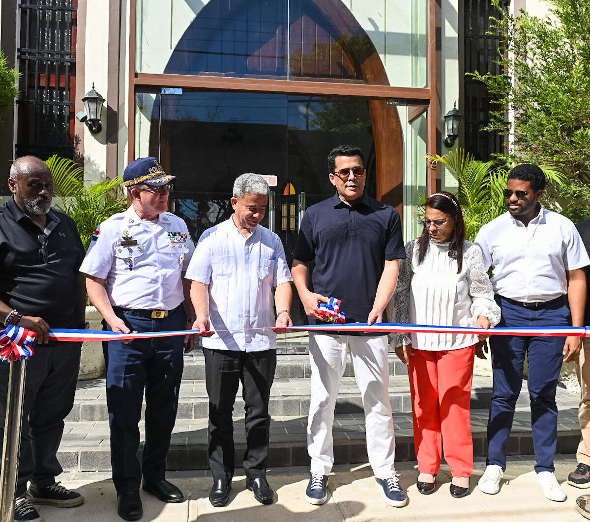 David Collado entrega cuatro obras remozadas en Boca Chica con inversión de RD$76.5 millones