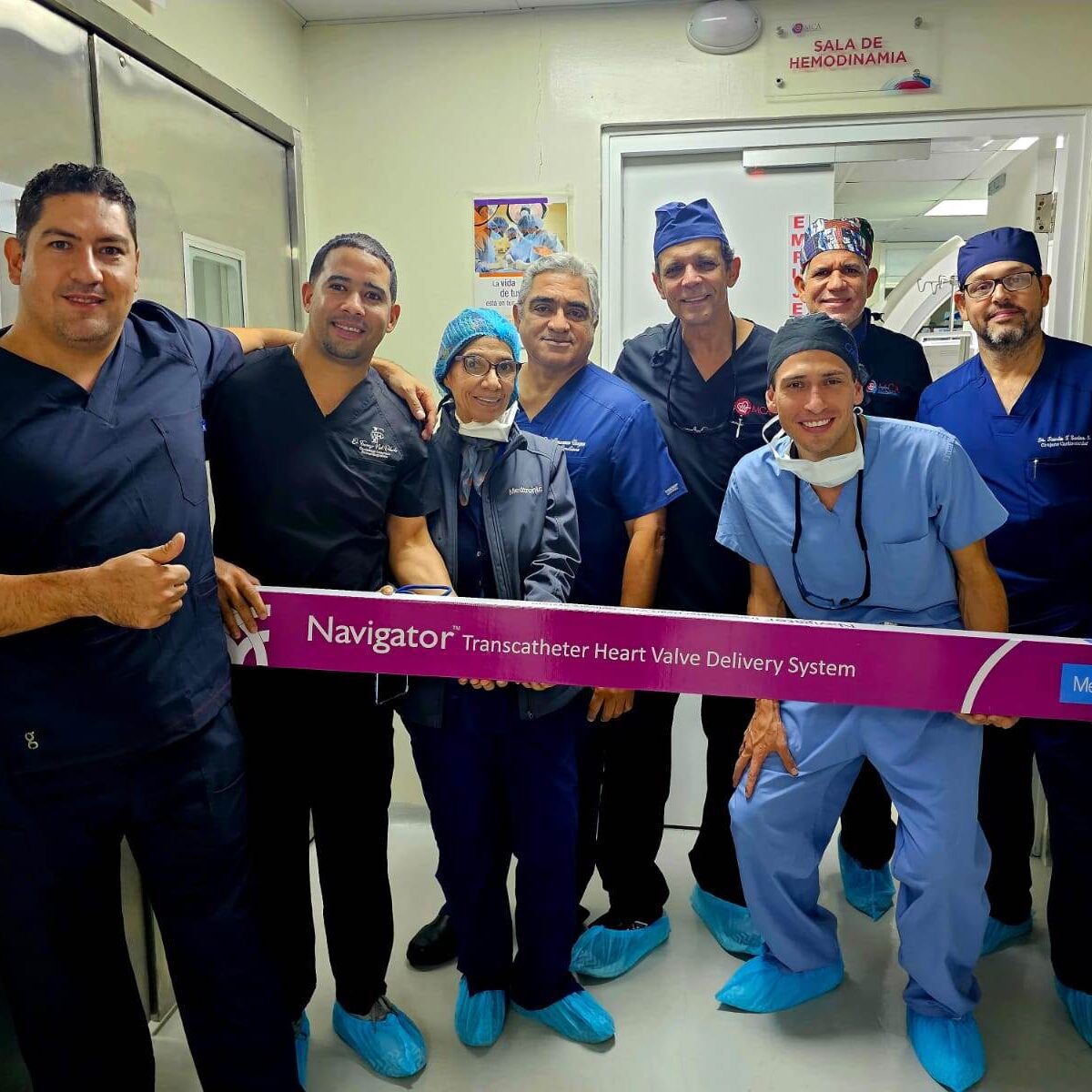 Moderno MCA realiza primer reemplazo valvular mitral percutáneo en RD