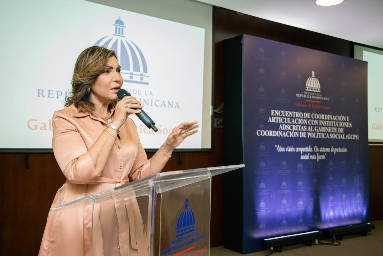 Gabinete Social busca articular programas para mejorar la atención a población vulnerable