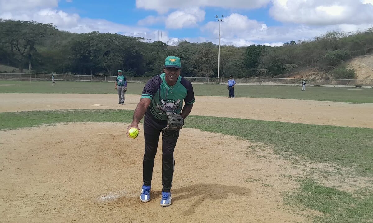 XXVII TORNEO DE SOFTBOL CEMENTOS CIBAO