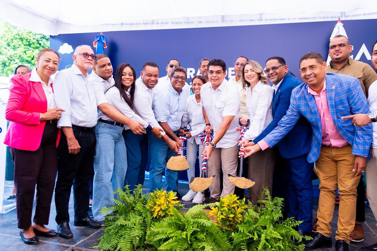 CAASD inicia saneamiento de ocho cañadas en Los Alcarrizos con inversión de RD$1,160 millones