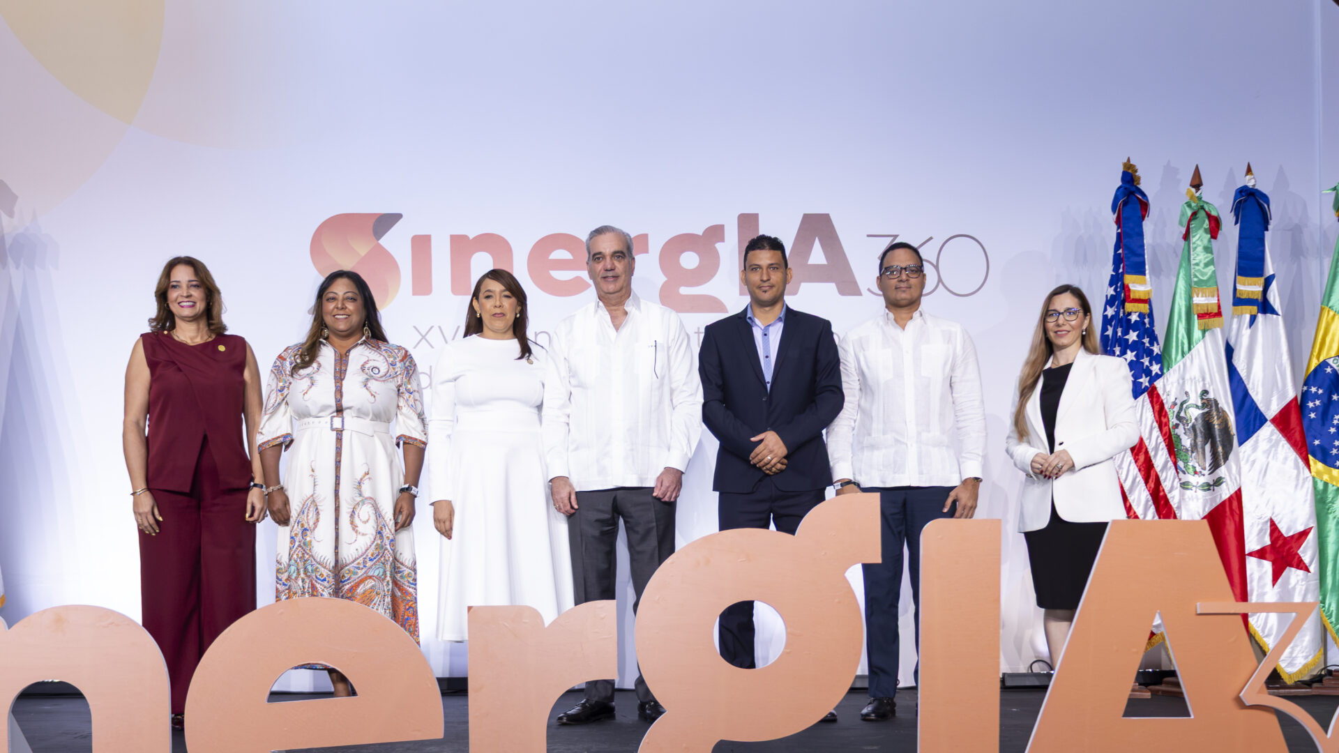 Abinader convoca al PMI República Dominicana a impulsar un marco normativo para los proyectos del Estado