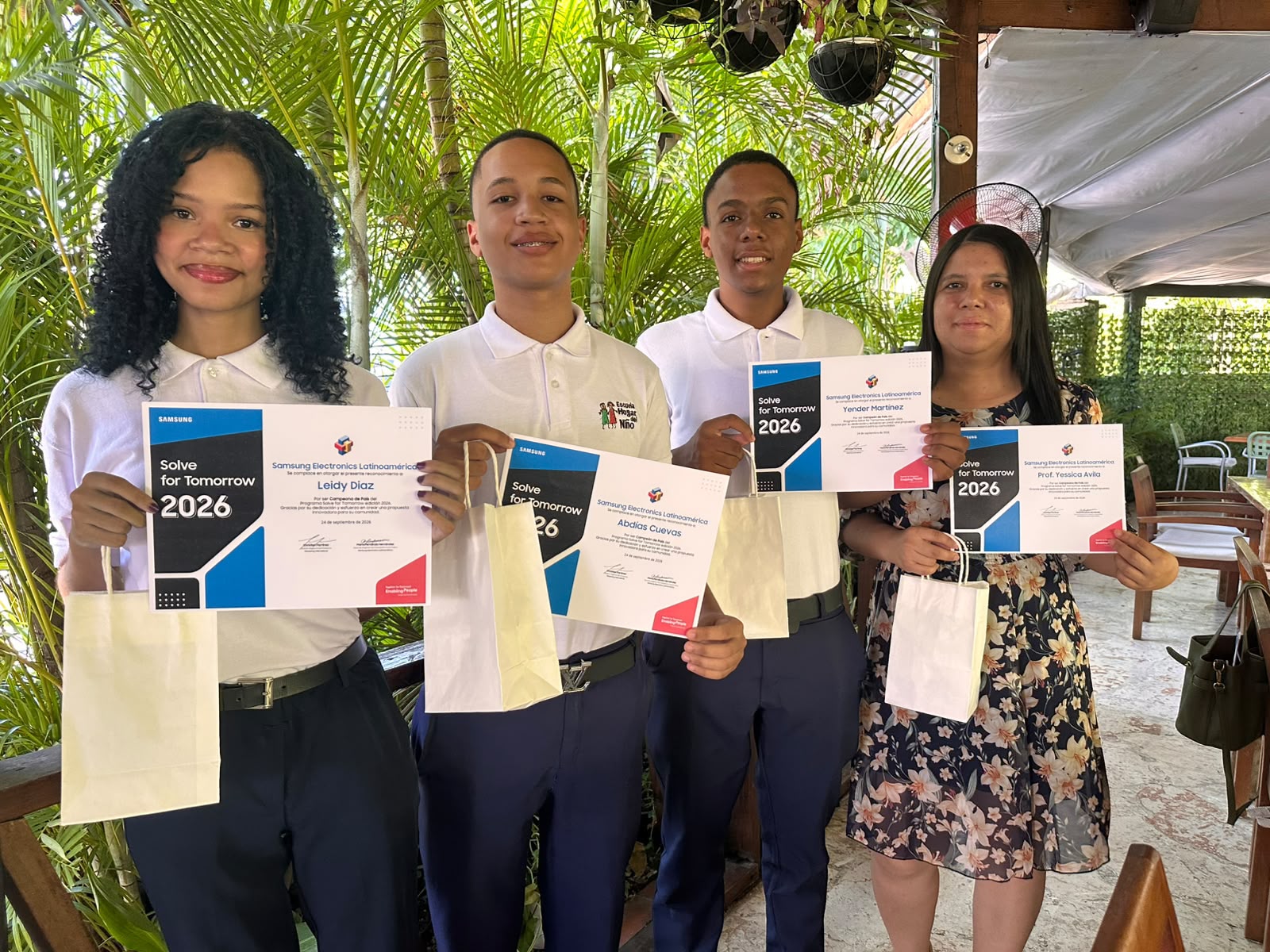 República Dominicana avanza a la final regional de Solve for Tomorrow 2026
